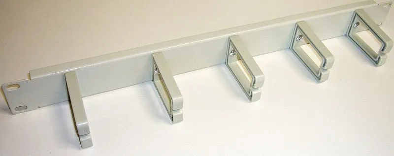 Кабельный органайзер 19", 1U, металлический, 5 пласт. колец, серый "SB"